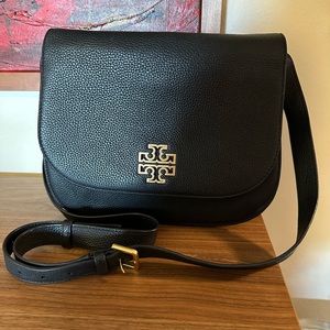 Crossbody tory